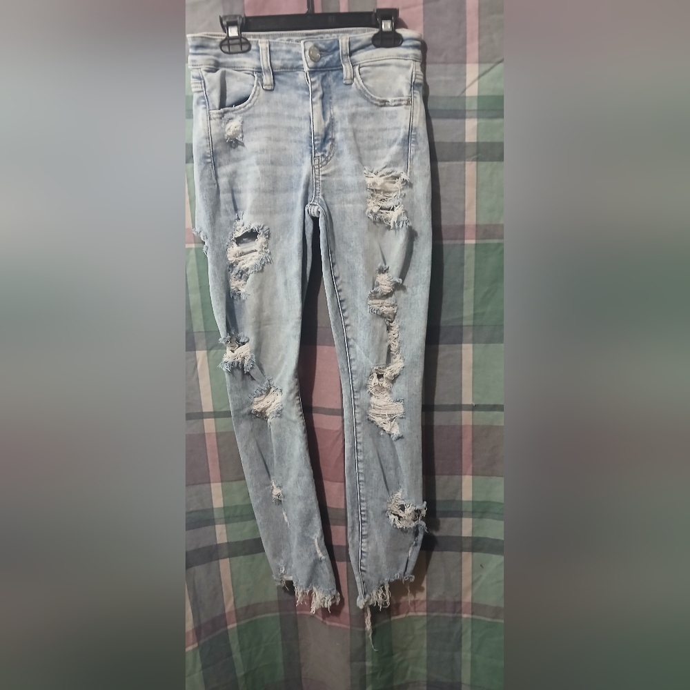 American Eagle Outfitters Light Blue Distressed Skinny Jeans